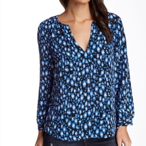 Joie Blue Animal Print Silk Blouse NWOT - Picture 2 of 10